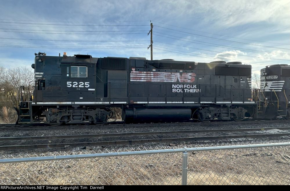 NS 5225